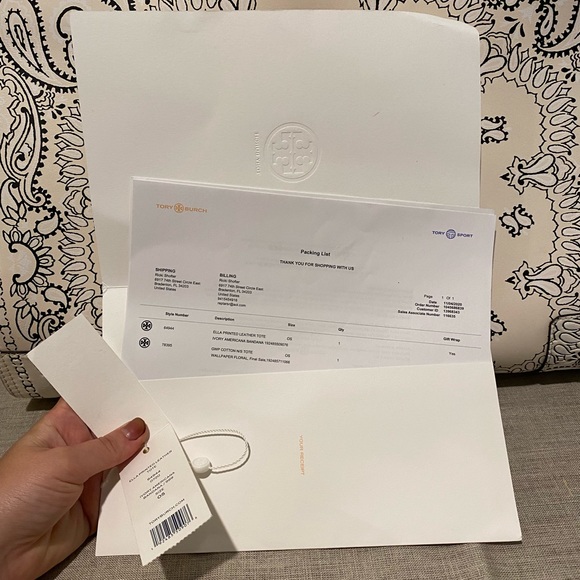 Mint Tory Burch Ivory Americana Bandana. #64494. - Picture 5 of 6